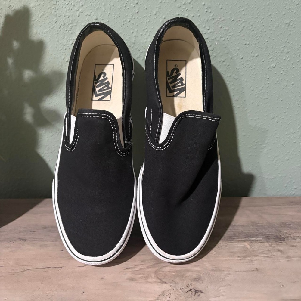 VANS Classic Slip-On Black Canvas Shoes White Rubber Sole US 9.5